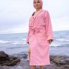Queens Rose Pink Bathrobe Set - Image 3